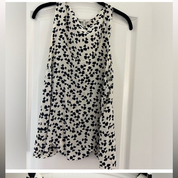 Joie Scalloped Edge Silk Tank - Picture 2 of 6